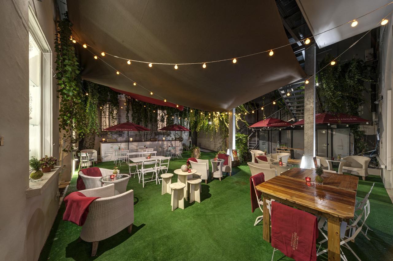 Hotel Vittoria Фаенца Екстериор снимка