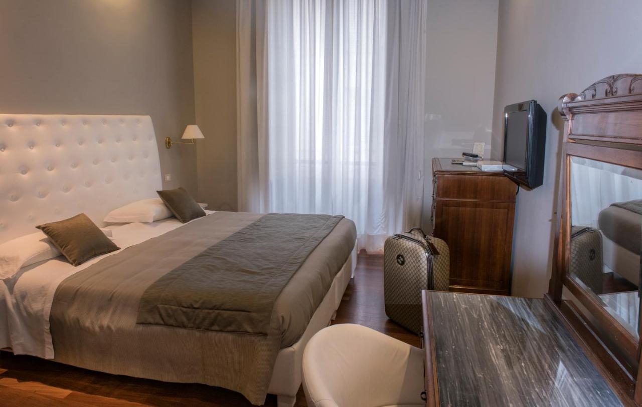 Hotel Vittoria Фаенца Екстериор снимка